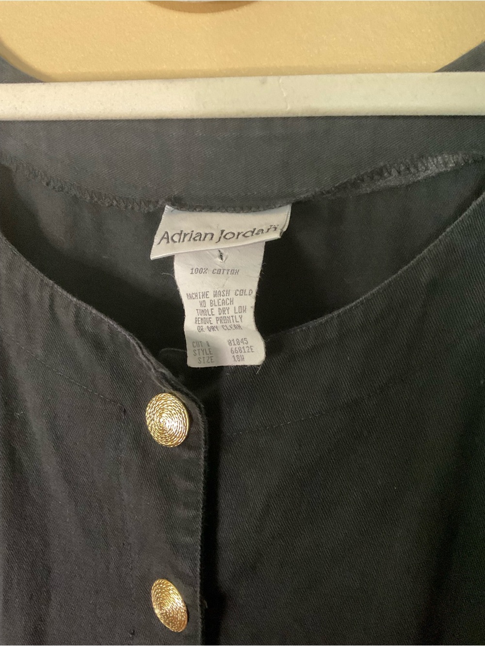 Vintage Women’s Black Midi Denim Button-Front Dress with Short Sleeves - Picture 3 of 8